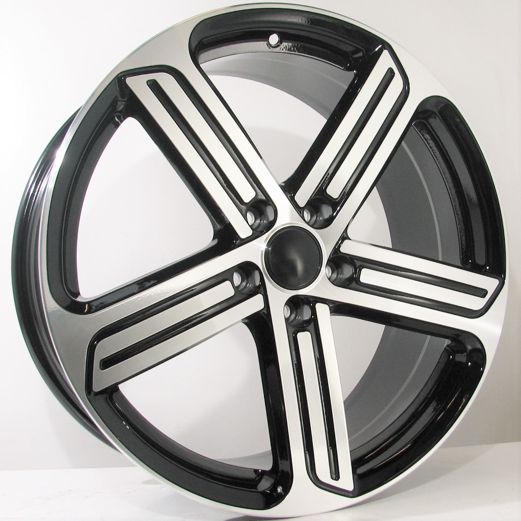 Janta  nort 18"x8 ET35 5x112 / Black Face Machined