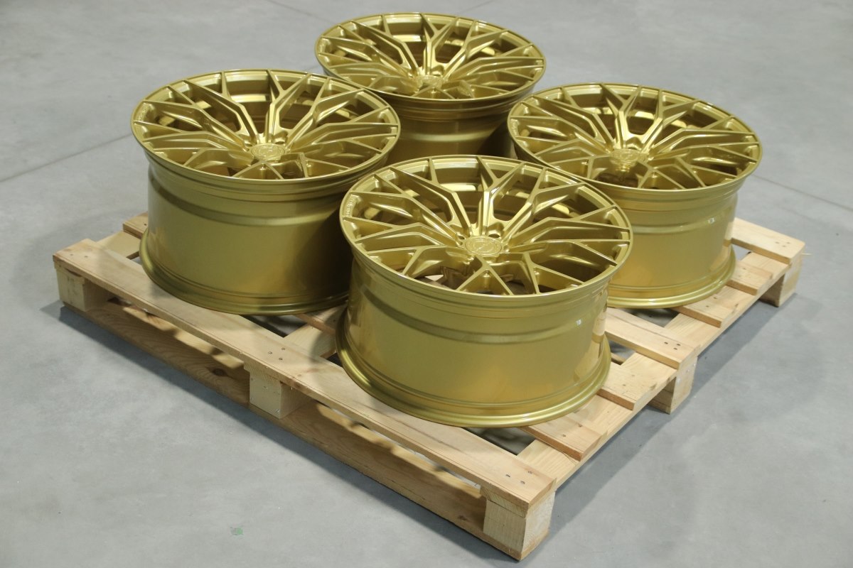 jante Set of CVR1 20x10 ET30 + 20x11 ET35 5x120 Gloss Gold