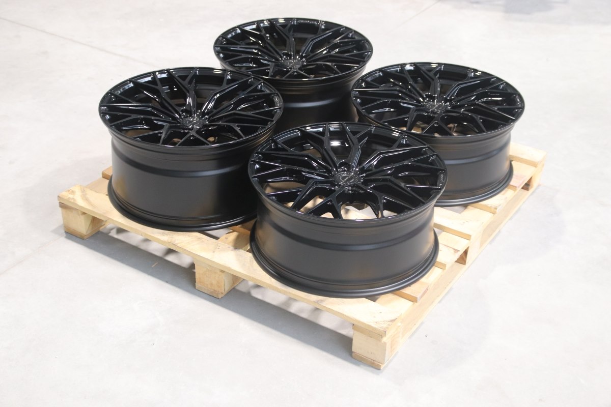 jante Set of CVR1 21x9 ET25 + 21x10 jante Set of CVR1 21x9 ET25 + 21x10