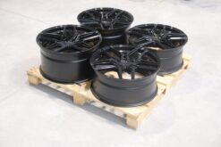 jante Set of CVR5 22x9