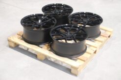 jante Set of SL01 19x8 ET40 + 19x9 ET40 5x120 Gloss Black