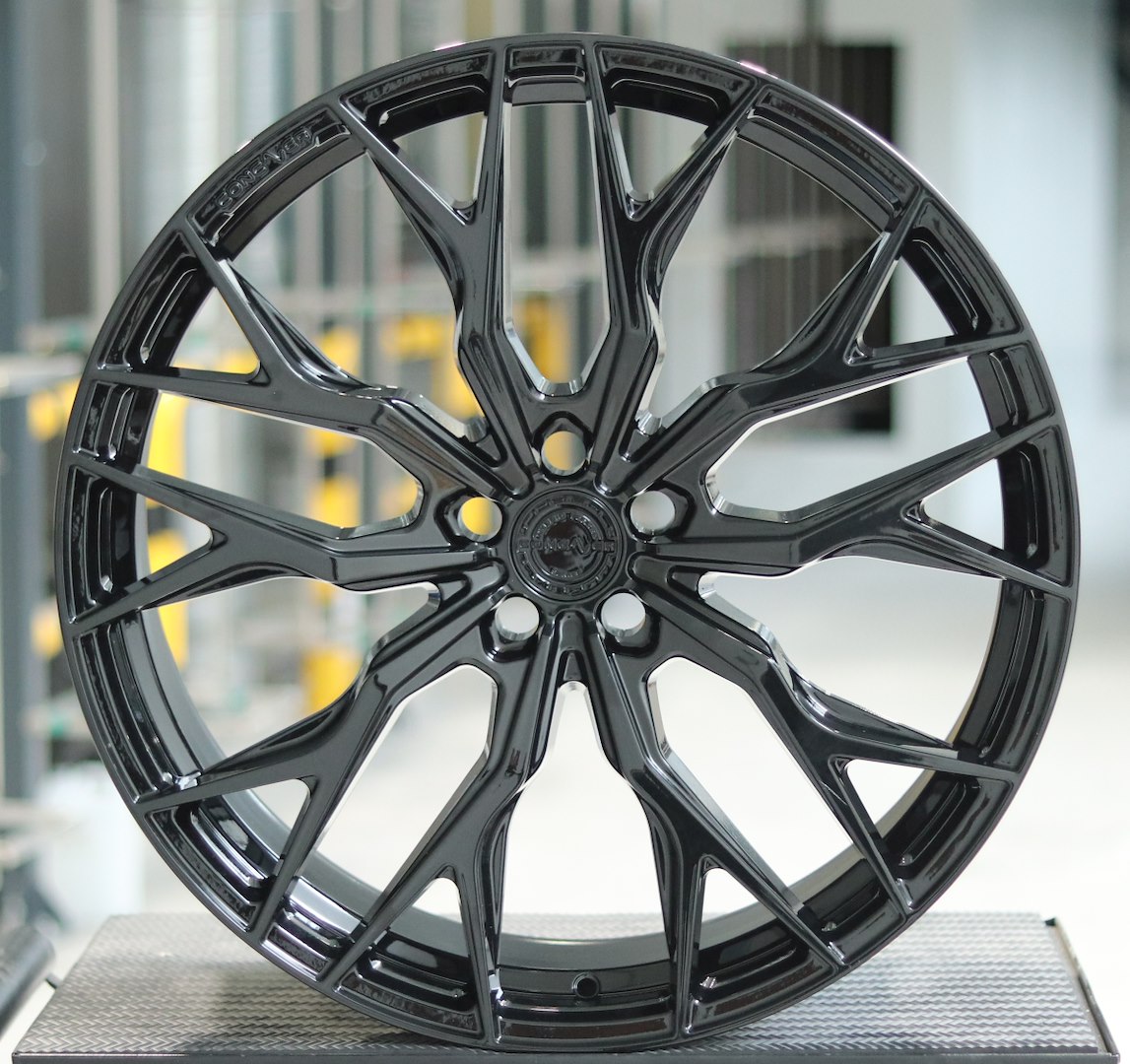 jante Concaver CVR1 23x10 Platinum Black