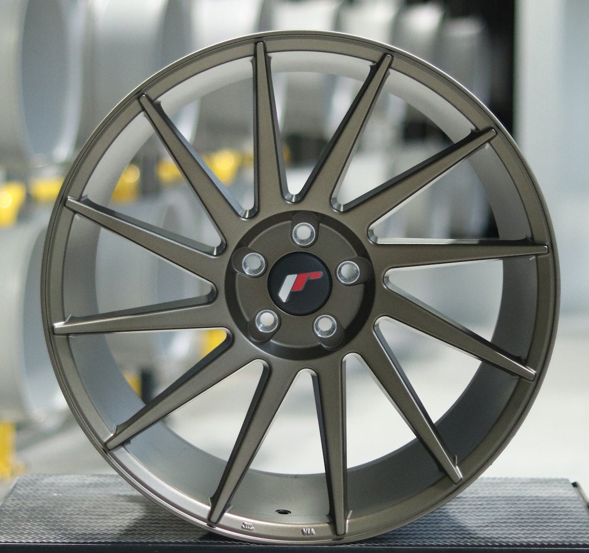 jante Japan Racing JR22 20x11 Matt Bronze