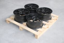 jante Set of JR3 18x8 ET35 5x100 Gloss Black