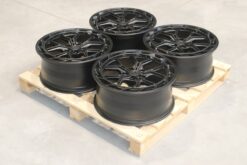 jante Set of VSR8 21x9 Left + Right ET40 5x114
